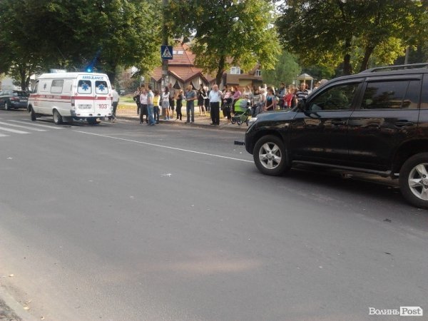 Жінку збили біля переходу. ФОТО